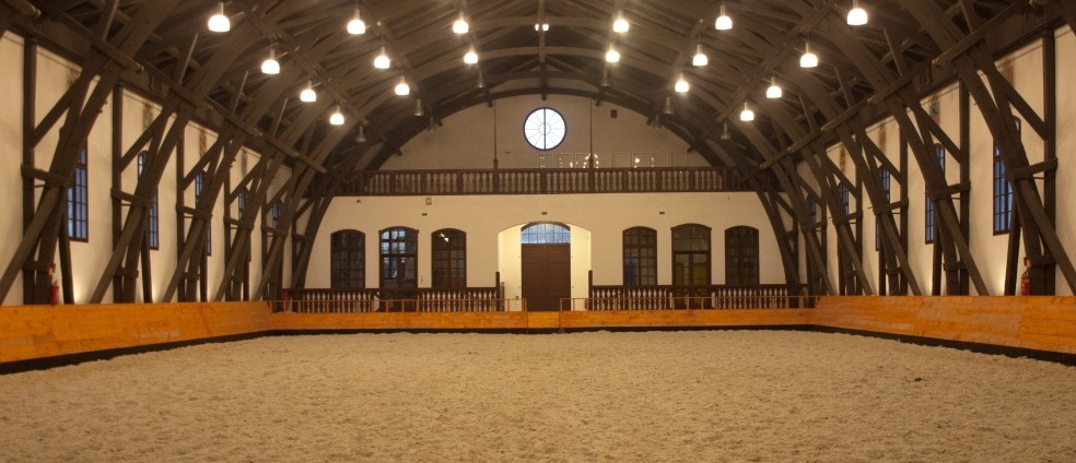 Jízdárna Terezín.jpg