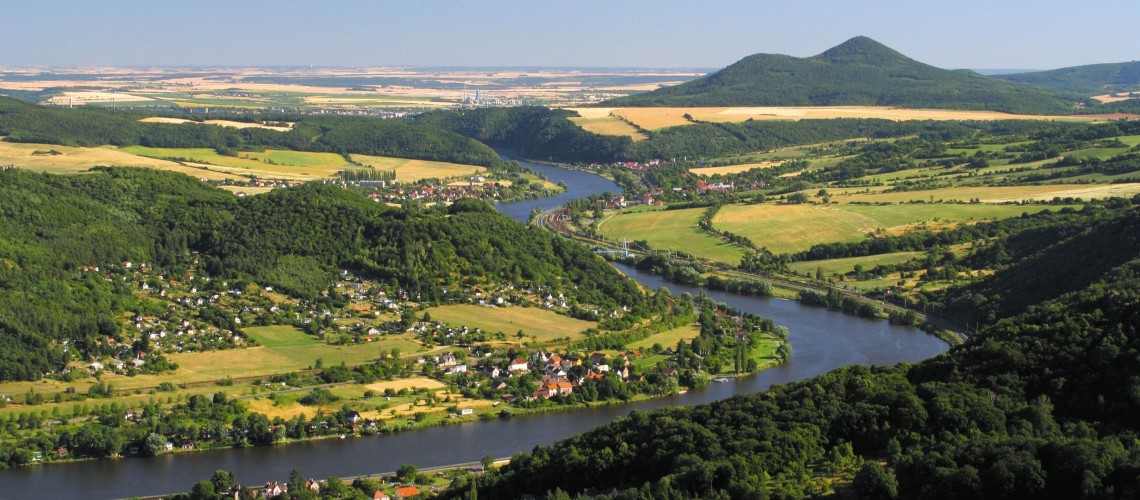 Nespočet krás, jedno jméno.jpg